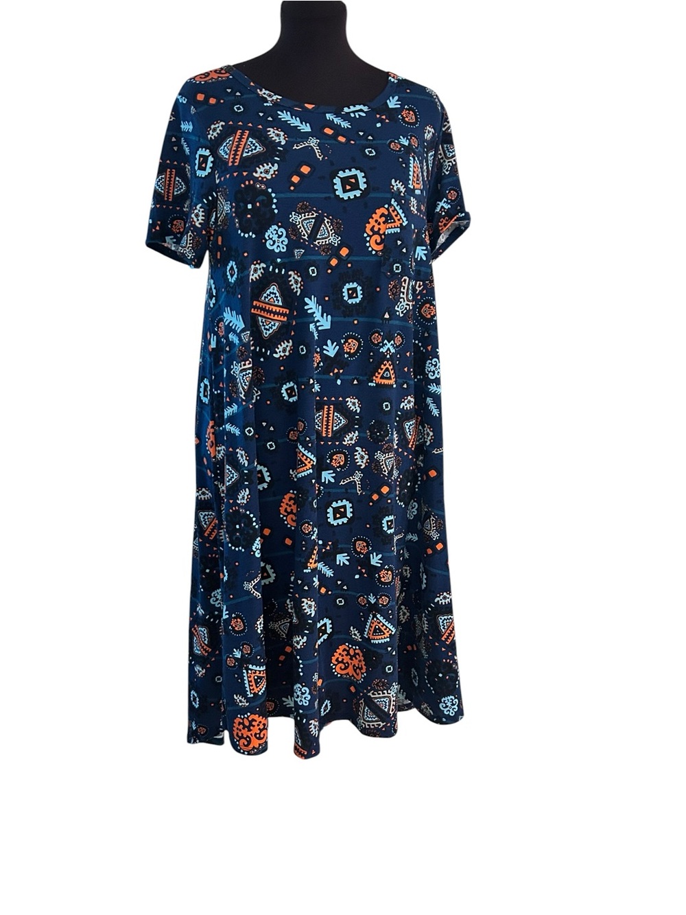 New LuLaRoe M Carly Blue Orange Feather Geometric New NWT 10-12